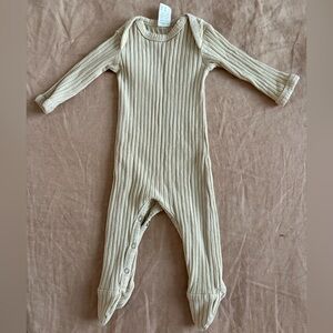 Kate Quinn Beige Ribbed Baby Footie